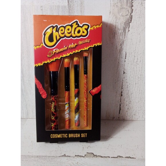 Cheetos Flaming Hot Crunchy Cosmetic Brush Set Contains Four Brushes Beauty - Picture 5 of 15